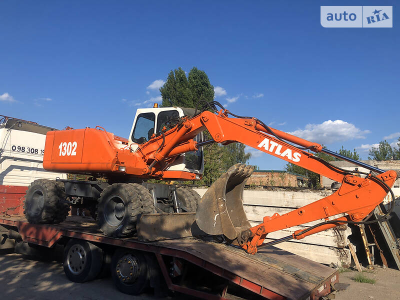 Колісний екскаватор Atlas 1302 1996 в Києві