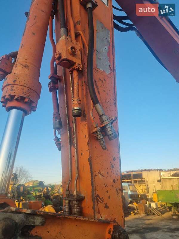 Экскаватор погрузчик Atlas 1404 2002 в Черновцах