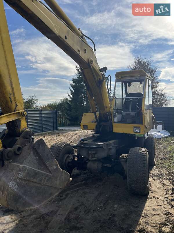 Екскаватор навантажувач Atlas Atlas 1990 в Львові