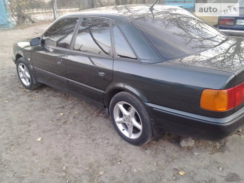 Седан Audi 100 1992 в Ананьїві