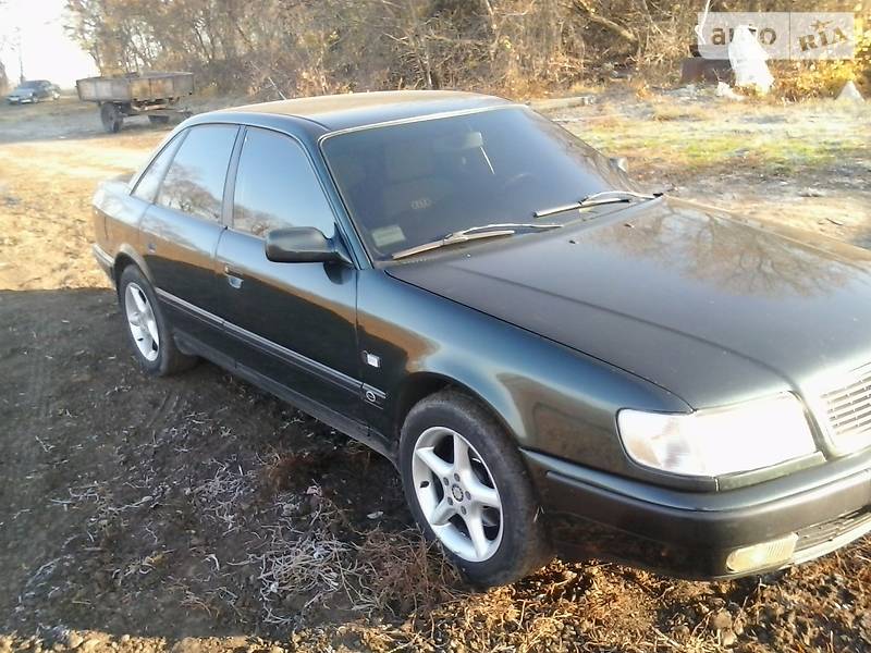 Седан Audi 100 1992 в Ананьїві