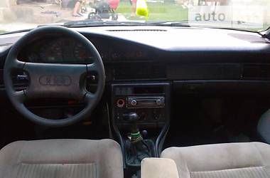Седан Audi 100 1988 в 