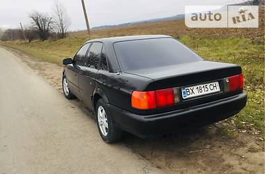 Седан Audi 100 1992 в Красилове