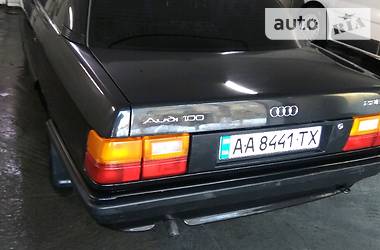 Седан Audi 100 1990 в Киеве