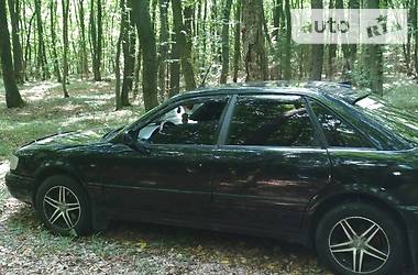 Седан Audi 100 1993 в 