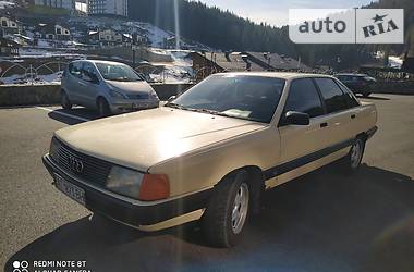 Седан Audi 100 1987 в Богородчанах