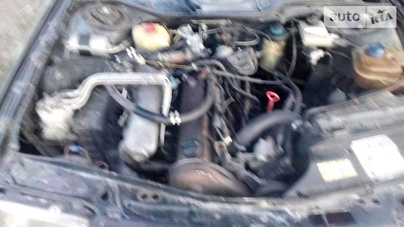 Седан Audi 100 1986 в Кременчуці