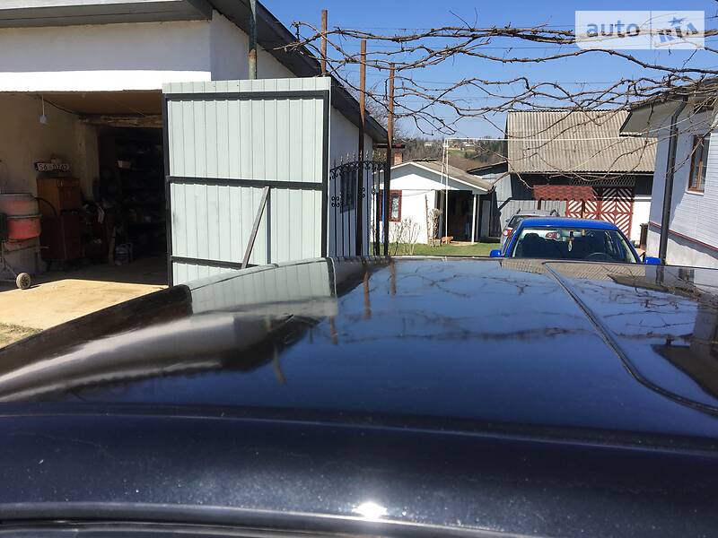 Седан Audi 100 1993 в Вижниці