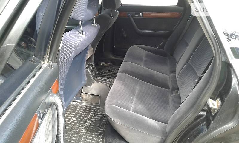 Седан Audi 100 1991 в Херсоне