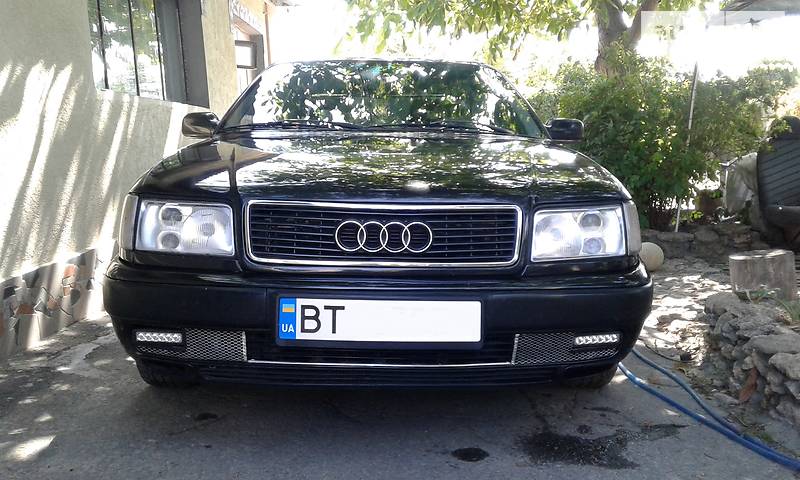 Седан Audi 100 1991 в Херсоне