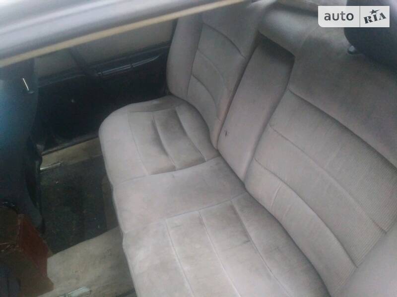 Седан Audi 100 1984 в Козове