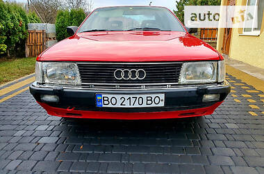 Седан Audi 100 1988 в Чорткове