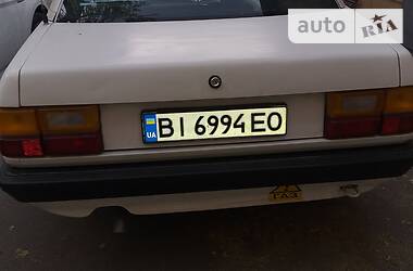 Седан Audi 100 1987 в Полтаве