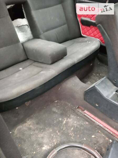 Седан Audi 100 1990 в Сарнах