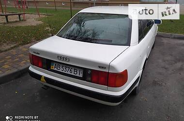 Седан Audi 100 1992 в Вишневом