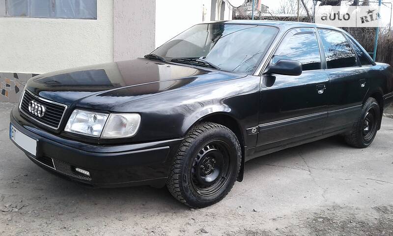 Седан Audi 100 1991 в Херсоне