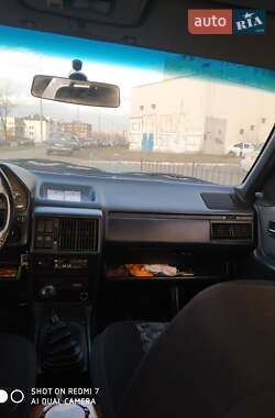 Седан Audi 100 1986 в Киеве