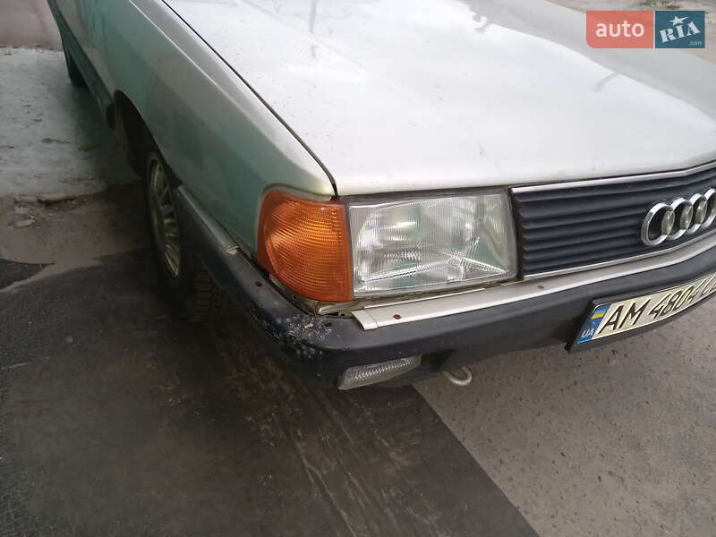 Седан Audi 100 1986 в Киеве фото 18 Седан Audi 100 1986 в Киеве