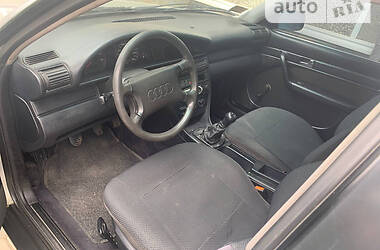 Седан Audi 100 1991 в Чернівцях