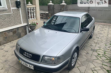 Седан Audi 100 1991 в Чернівцях