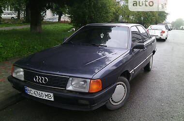 Седан Audi 100 1986 в 