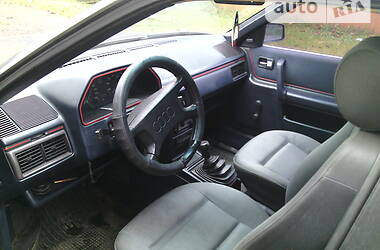 Седан Audi 100 1986 в 