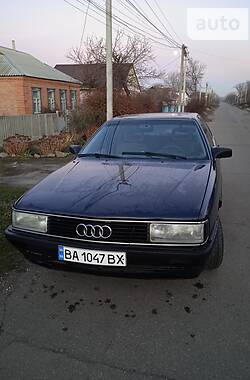 Седан Audi 100 1987 в Знам'янці