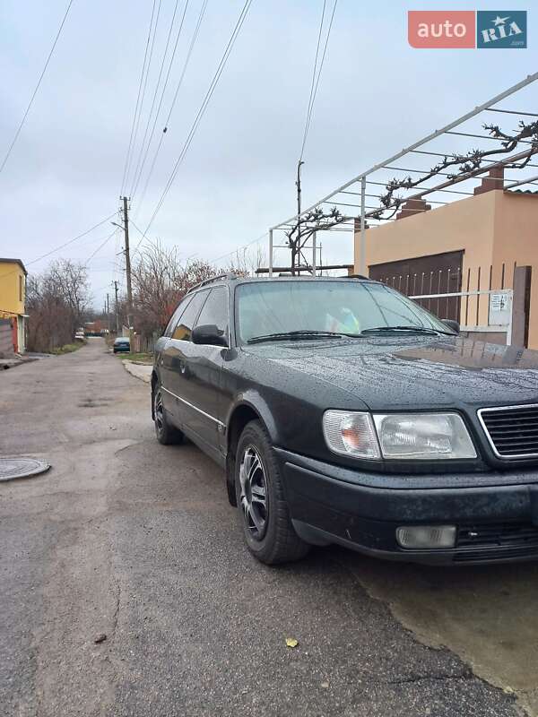 Универсал Audi 100 1994 в Марганце