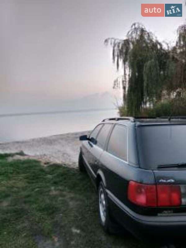 Универсал Audi 100 1994 в Марганце