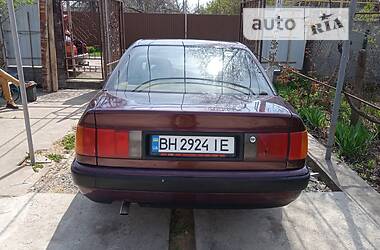 Седан Audi 100 1991 в 