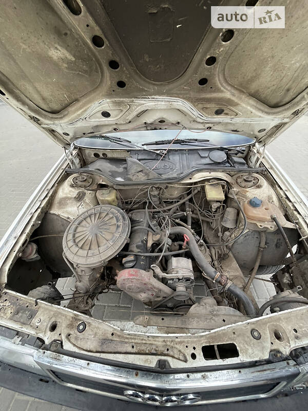 Универсал Audi 100 1989 в Смеле