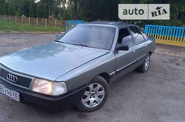 Седан Audi 100 1990 в Тернополі