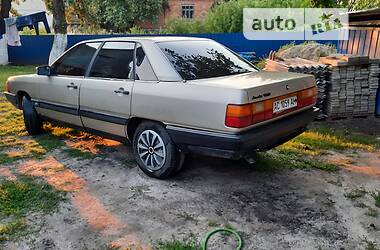 Седан Audi 100 1987 в Луцьку