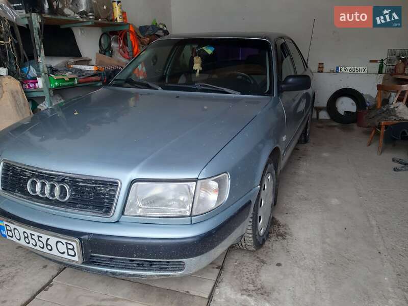 Седан Audi 100 1991 в Чорткове