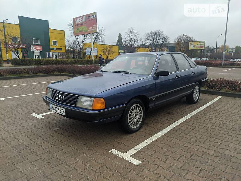 Ауди 100 1985