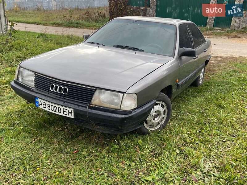 Седан Audi 100 1987 в Бершади