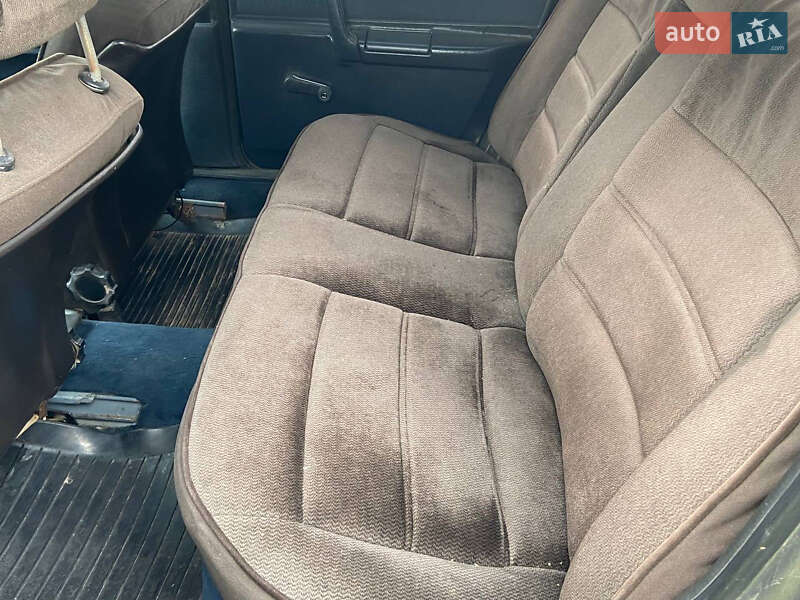 Седан Audi 100 1987 в Бершаді фото 6 Седан Audi 100 1987 в Бершаді