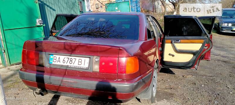 Седан Audi 100 1992 в Кропивницком