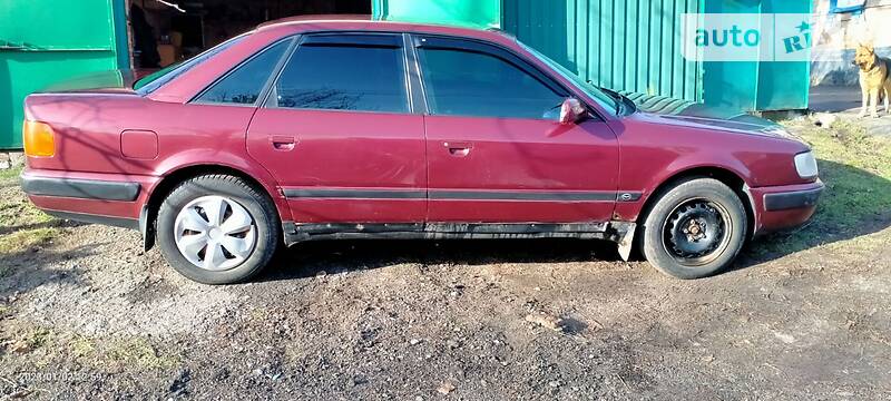 Седан Audi 100 1992 в Кропивницькому