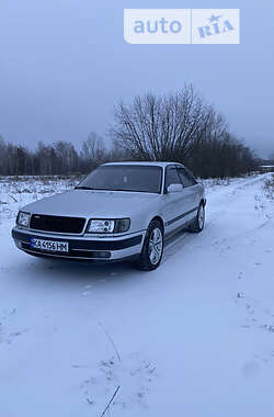 Седан Audi 100 1993 в 
