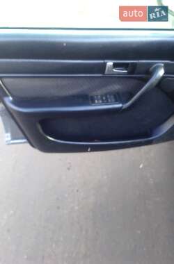 Седан Audi 100 1991 в Жовкве