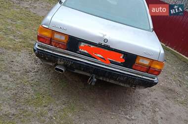Седан Audi 100 1984 в Герце