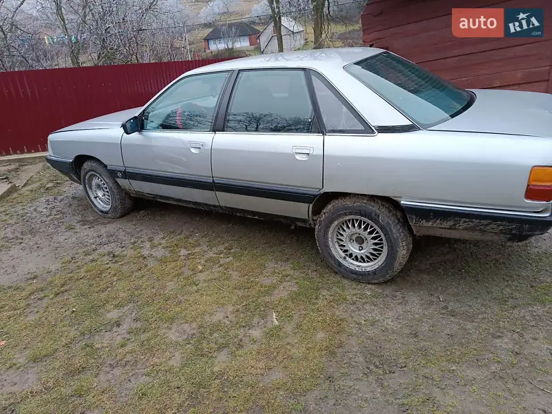 Audi 100 1984