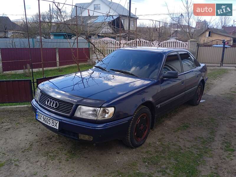 Седан Audi 100 1991 в Деражне