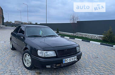 Седан Audi 100 1993 в Копычинце