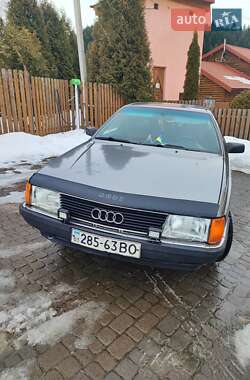 Седан Audi 100 1990 в Турке