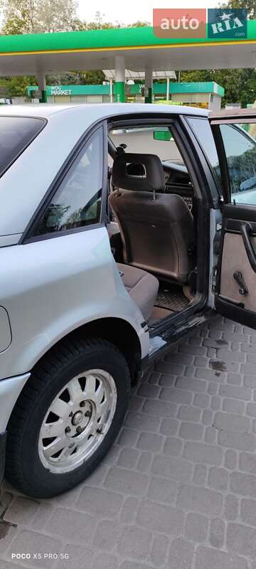 Седан Audi 100 1992 в Киеве