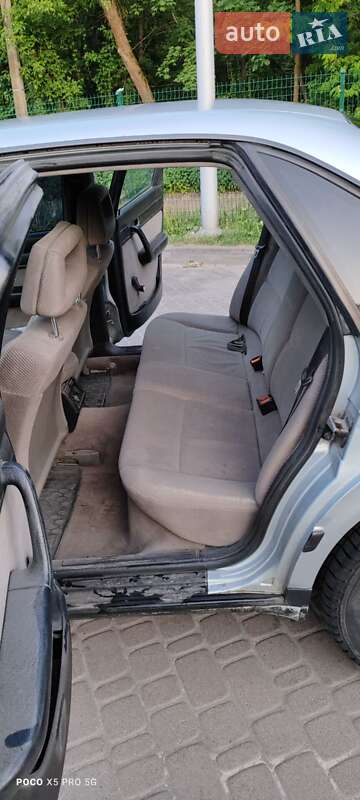 Седан Audi 100 1992 в Киеве