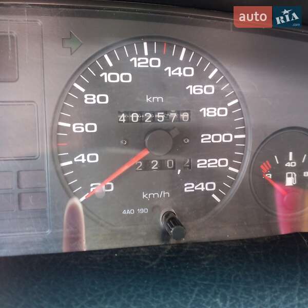 Седан Audi 100 1992 в Чернигове