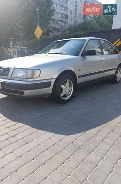 Седан Audi 100 1994 в Харькове